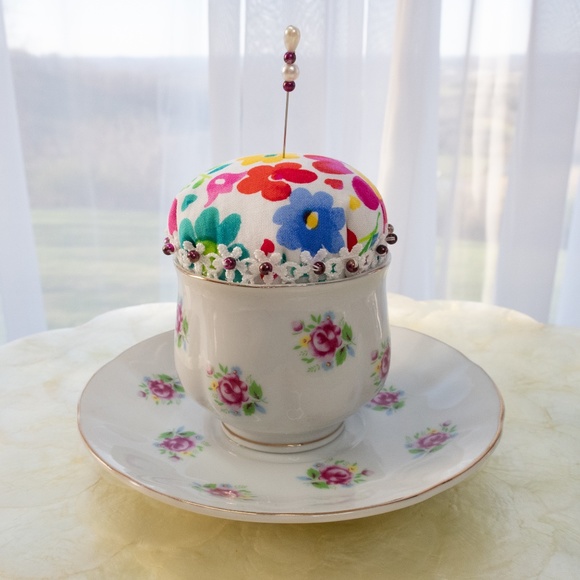 Classic Teacup And Saucer Pincushion Upcycled FTD Teacup And Saucer NWOT - Picture 5 of 15